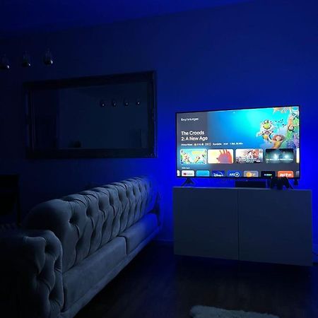 Moderne Wohnung Mit 4 Betten Μπόχουμ Εξωτερικό φωτογραφία