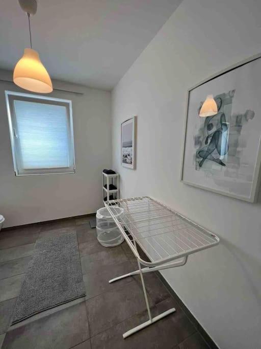 Moderne Wohnung Mit 4 Betten Μπόχουμ Εξωτερικό φωτογραφία