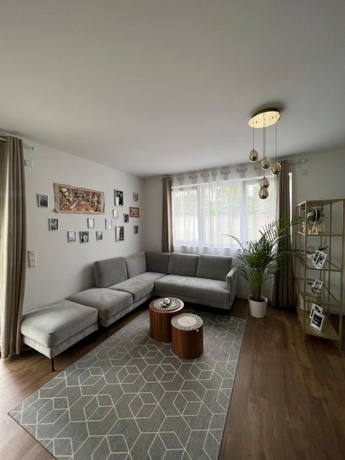 Moderne Wohnung Mit 4 Betten Μπόχουμ Εξωτερικό φωτογραφία